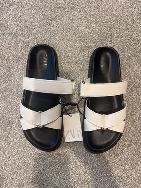 ZARA White and Black Dual-Strap Slide Sandals with Gold Accent
